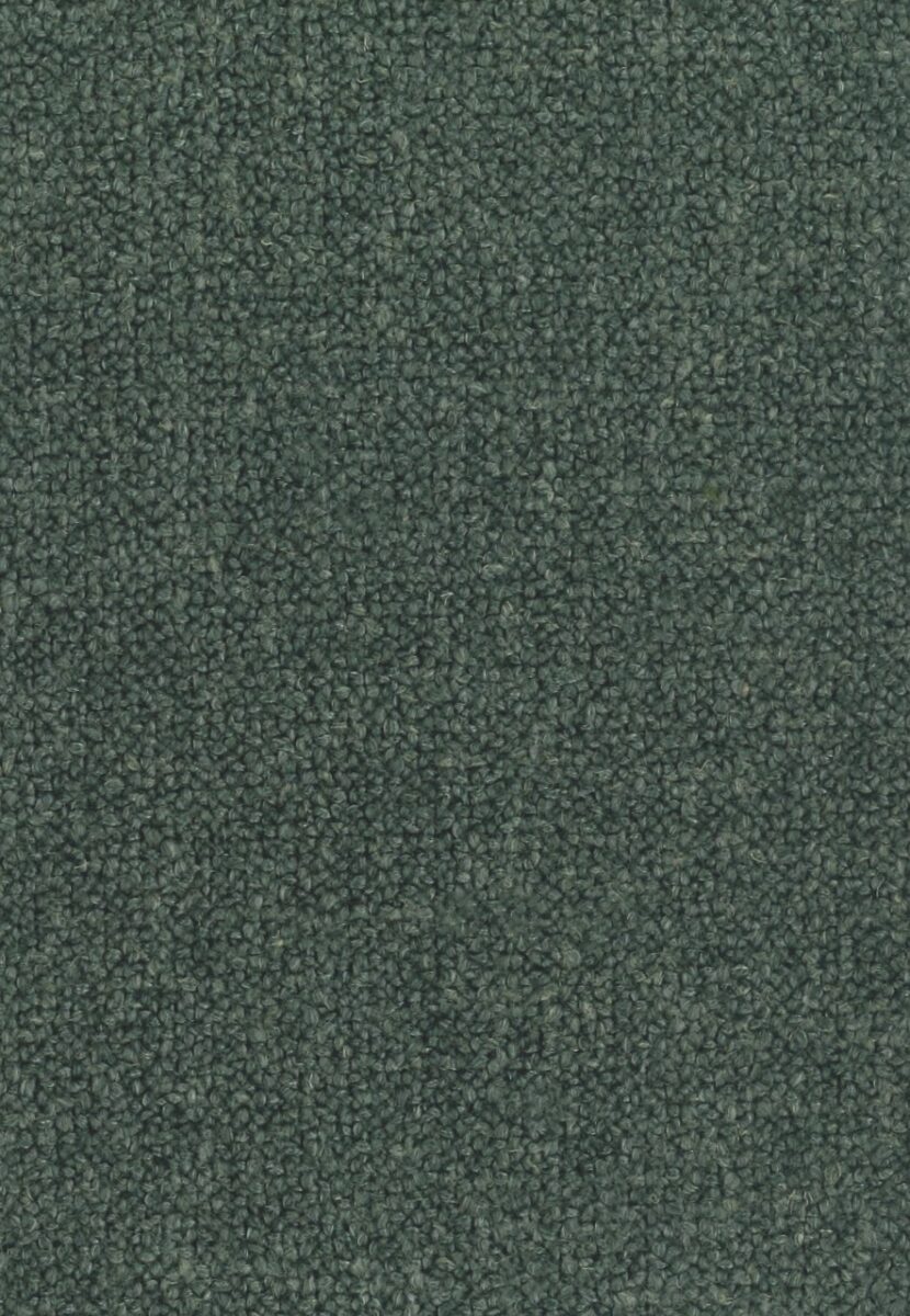 753