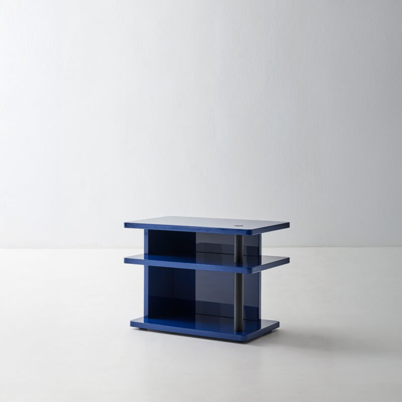 Bolzan-Dominic-Whit-shelf