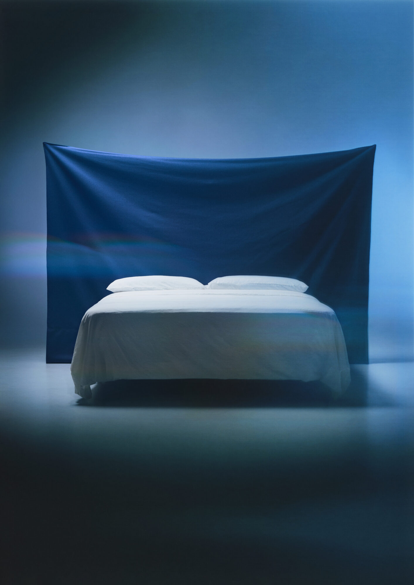 Bolzan-Woven-Dreams-Julie-Richoz-Backdrop-2