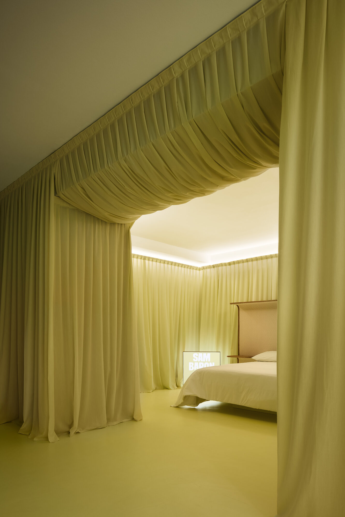 Bolzan_ph_ThomasPagani_ChaseTheSun_BolzanSpace_MDW25-13